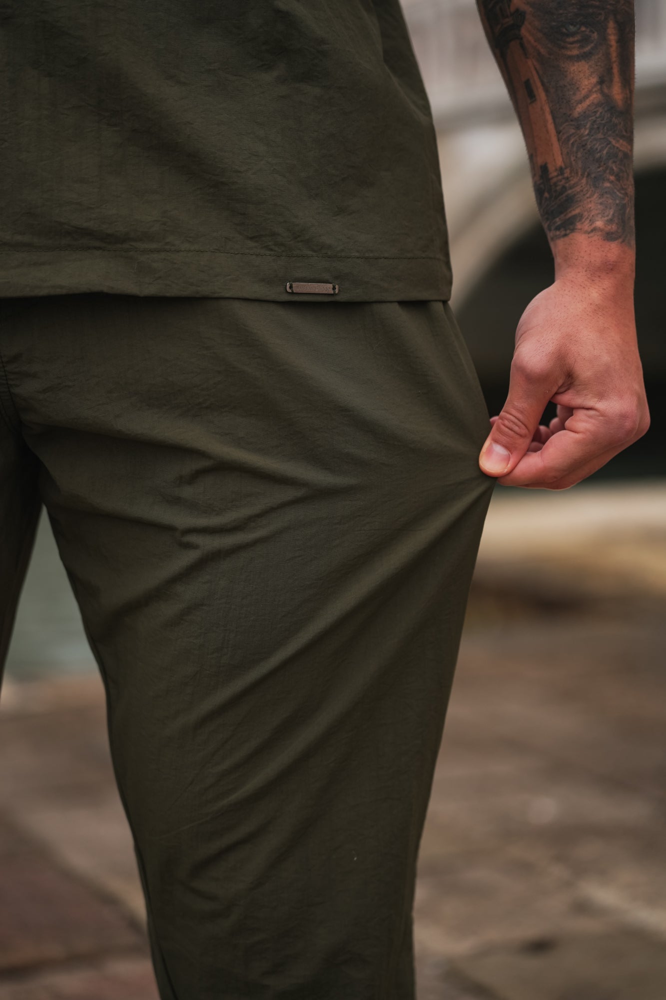 Monaco Crinkle Poly Textured Cotton Trouser - Olive