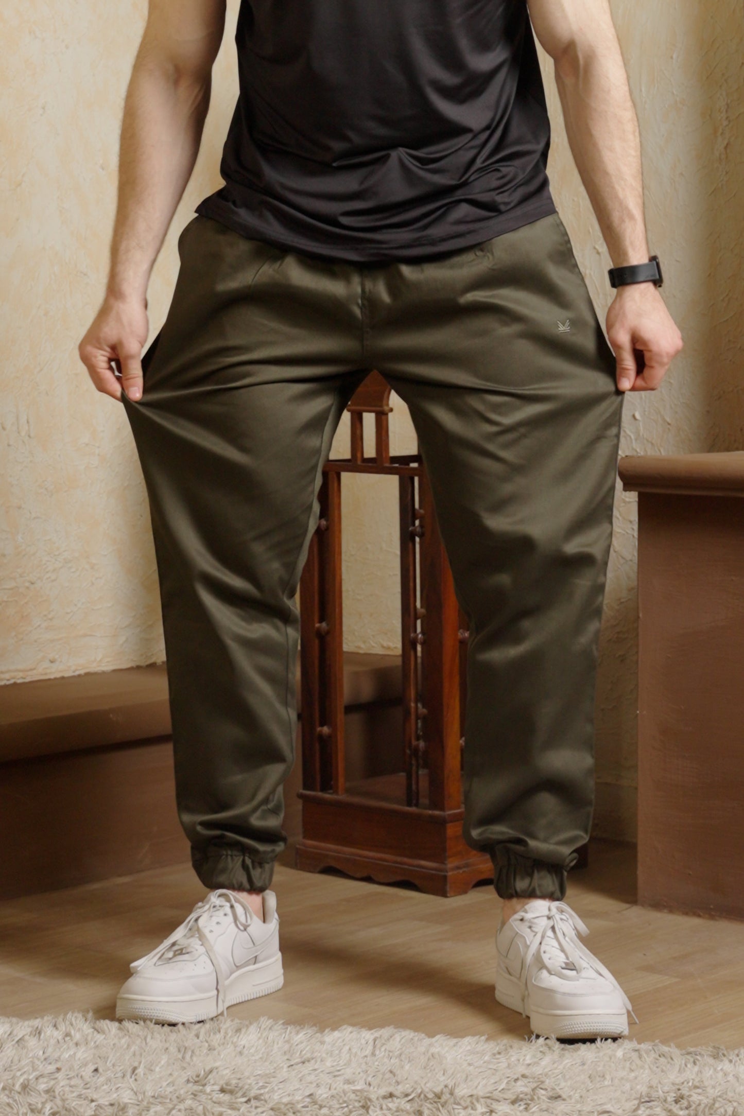 Chino Woven Joggers Trouser-Olive